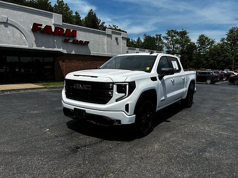 Used 2023 GMC Sierra 1500 Elevation AWD/4WD image 2