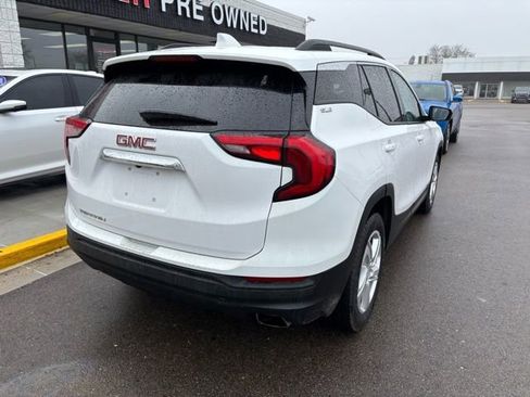 Used 2018 GMC Terrain SLE w/ Driver Convenience Package image 6