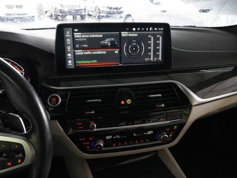 Certified 2023 BMW 540i w/ M Sport Package RWD image 25