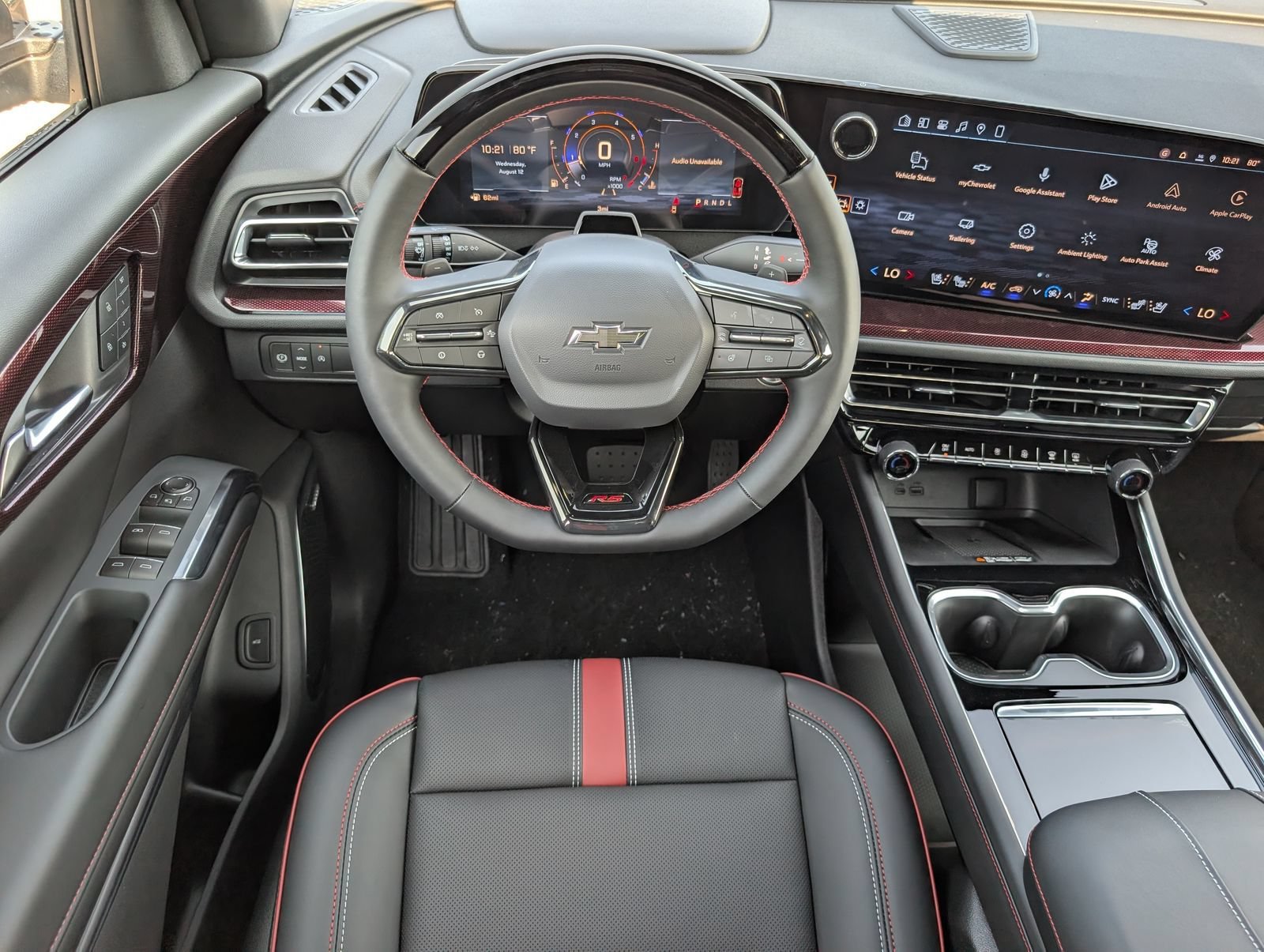New 2027 Chevrolet Traverse RS FWD image 10