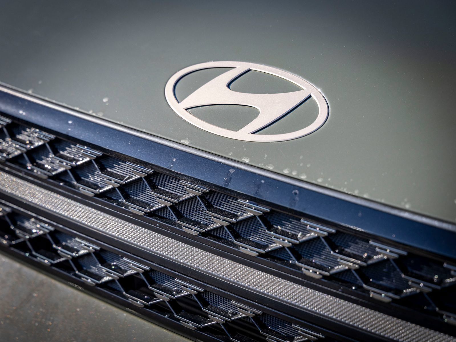 Used 2025 Hyundai Santa Fe Calligraphy AWD/4WD image 9