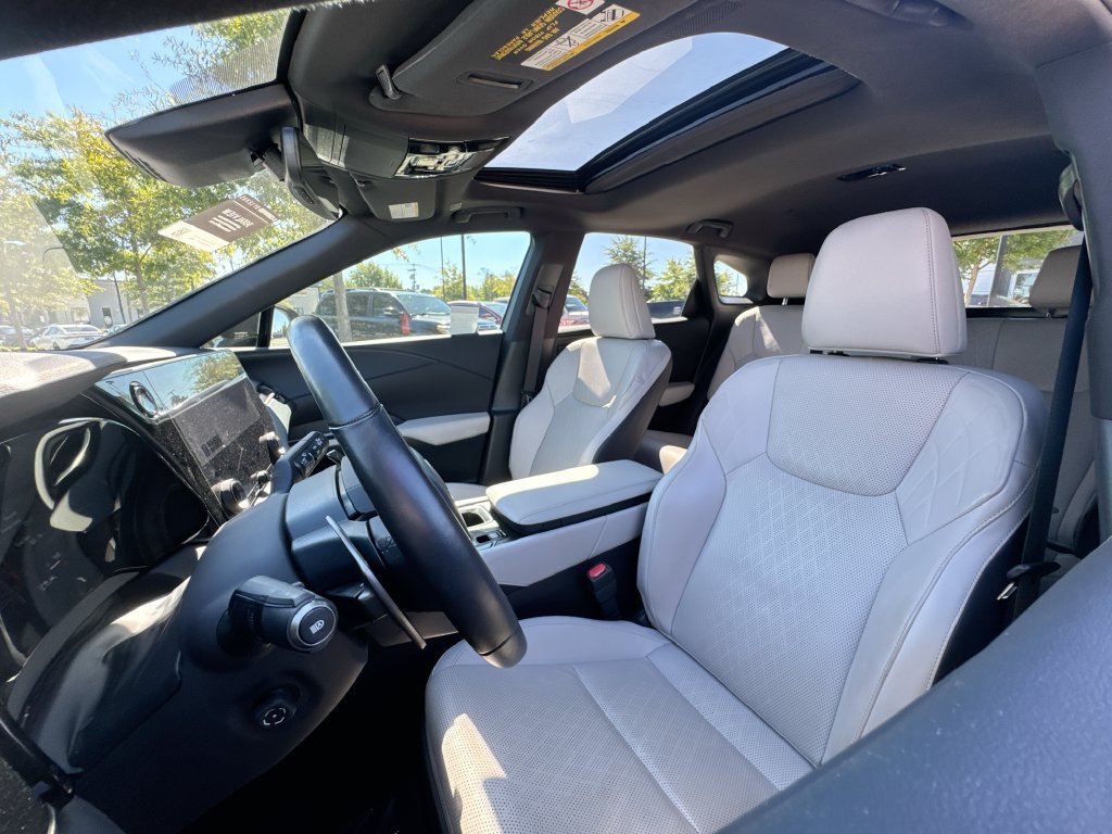 Used 2025 Lexus RX 350 Premium Plus w/ Accessory Package (Z1) FWD image 12