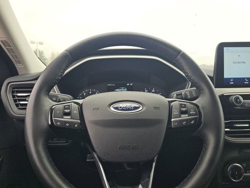 Used 2022 Ford Escape SEL image 29