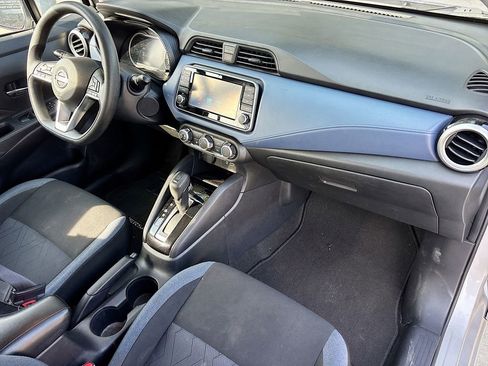 Used 2023 Nissan Versa SV FWD image 28