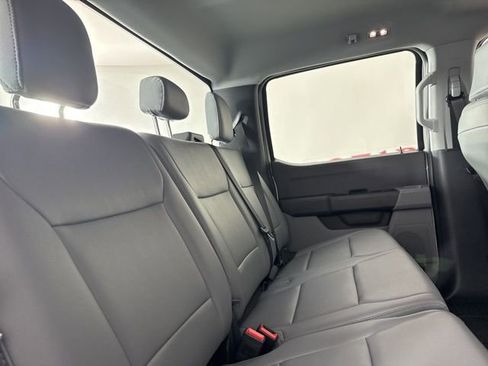 New 2026 Ford F250 XL w/ XL Chrome Package image 21