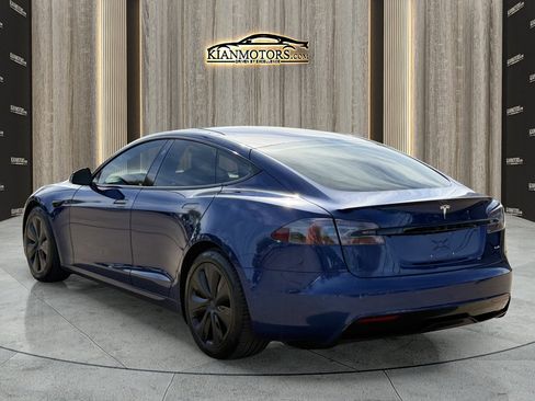 Used 2021 Tesla Model S Plaid image 6
