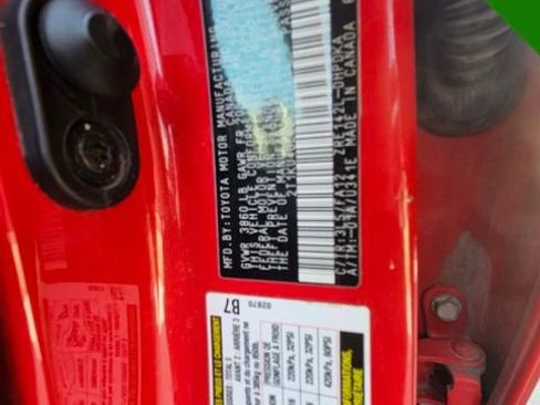 Used 2009 Toyota Matrix Base image 15