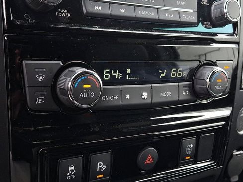 Used 2024 Nissan Titan PRO-4X w/ Off Road Protection Package image 15