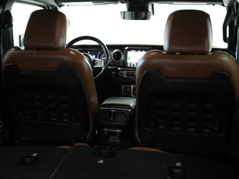 Used 2021 Jeep Wrangler Unlimited Rubicon AWD/4WD image 17