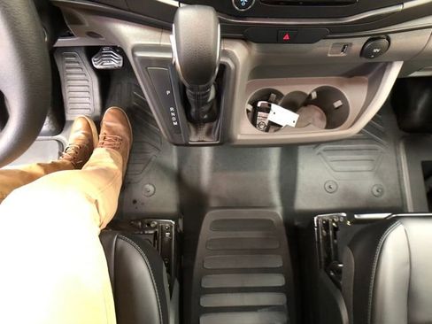 New 2026 Ford Transit 250 148 Medium Roof w/ Load Area Protection Package image 18