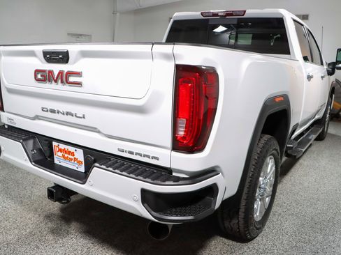 Used 2023 GMC Sierra 2500 Denali w/ Denali Ultimate Package image 7