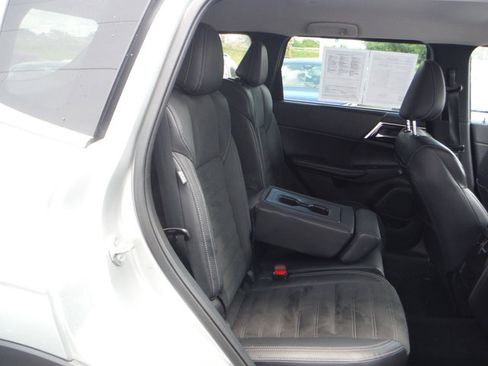 Used 2022 Mitsubishi Outlander SE AWD/4WD image 26