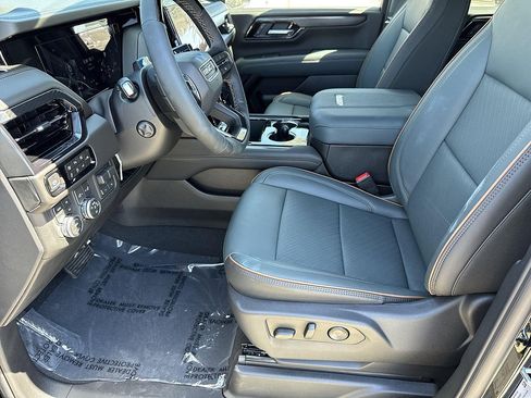 New 2026 GMC Yukon XL AT4 w/ AT4 Premium Plus Package AWD/4WD image 20
