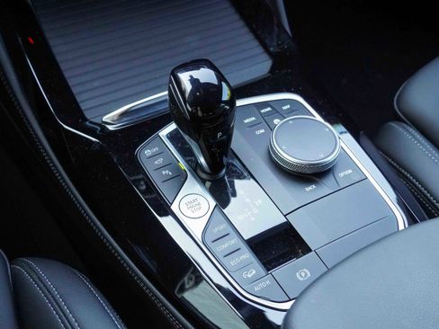 Used 2025 BMW X4 M40i image 29