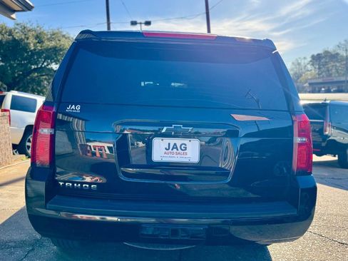 Used 2018 Chevrolet Tahoe LT w/ Luxury Package AWD/4WD image 9