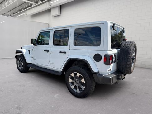 Used 2023 Jeep Wrangler Unlimited Sahara w/ Cold Weather Group AWD/4WD image 3