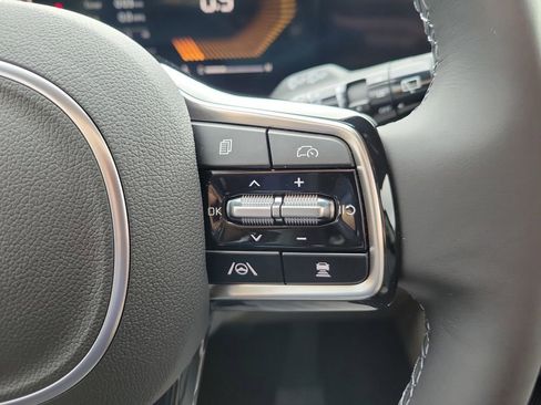 New 2026 Kia Carnival EX image 28