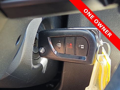 Used 2025 Toyota RAV4 LE FWD image 20