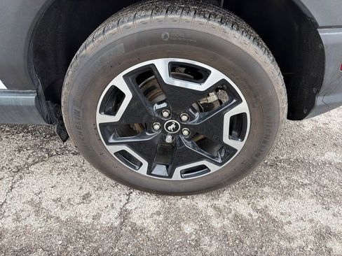 Used 2022 Ford Bronco Sport Outer Banks w/ Tech Package image 25