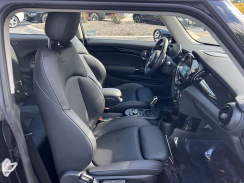 Used 2024 MINI Cooper SE FWD image 25