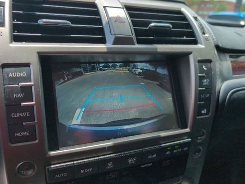 Used 2015 Lexus GX 460 w/ Premium Package AWD/4WD image 19