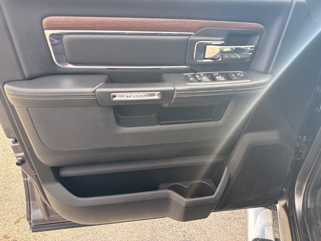Used 2017 RAM 1500 Laramie w/ Convenience Group AWD/4WD image 15