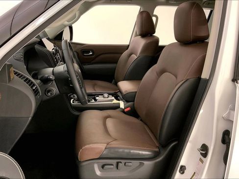 Used 2023 INFINITI QX80 Premium Select w/ Cargo Package image 13