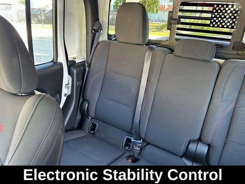 Certified 2023 Jeep Gladiator Rubicon image 14