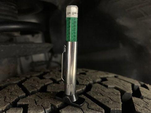 Used 2020 Jeep Cherokee Trailhawk w/ Cold Weather Group image 34