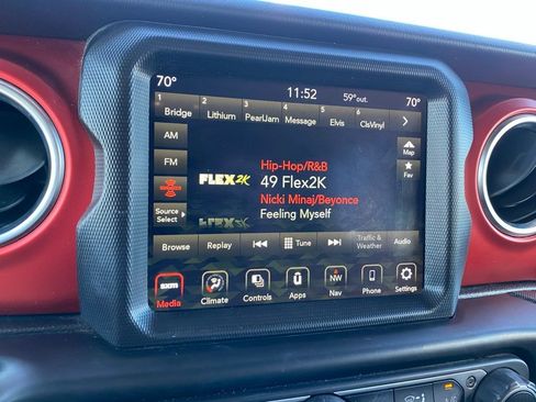 Used 2021 Jeep Wrangler Unlimited Rubicon AWD/4WD image 19