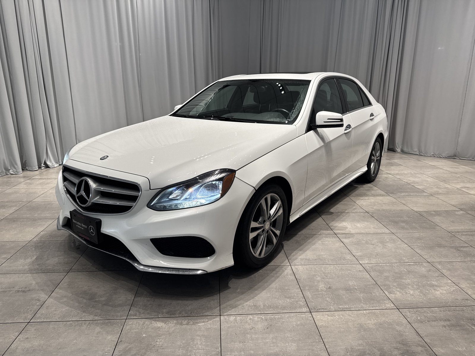 Used 2014 Mercedes-Benz E 250 BlueTEC Sedan image 1