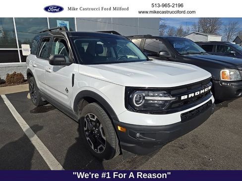 Certified 2022 Ford Bronco Sport Outer Banks w/ Tech Package image 3
