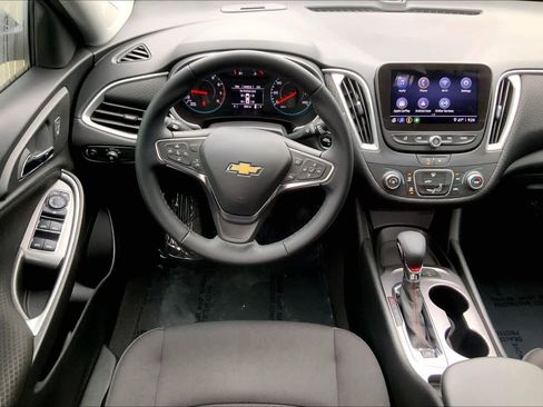 Certified 2024 Chevrolet Malibu RS image 5