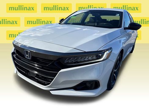 Used 2022 Honda Accord Sport image 9