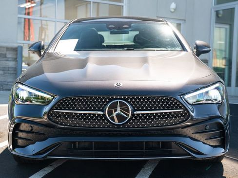 Used 2024 Mercedes-Benz CLE 300 4MATIC Coupe image 4