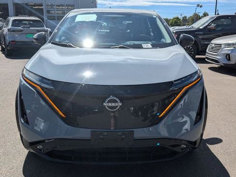 Used 2023 Nissan Ariya AWD/4WD image 8