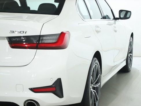 Used 2020 BMW 330i xDrive Sedan w/ Premium Package AWD/4WD image 48
