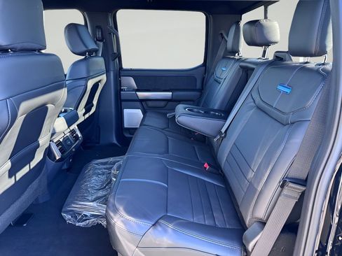 New 2026 Ford F250 Platinum w/ FX4 Off-Road Package image 22