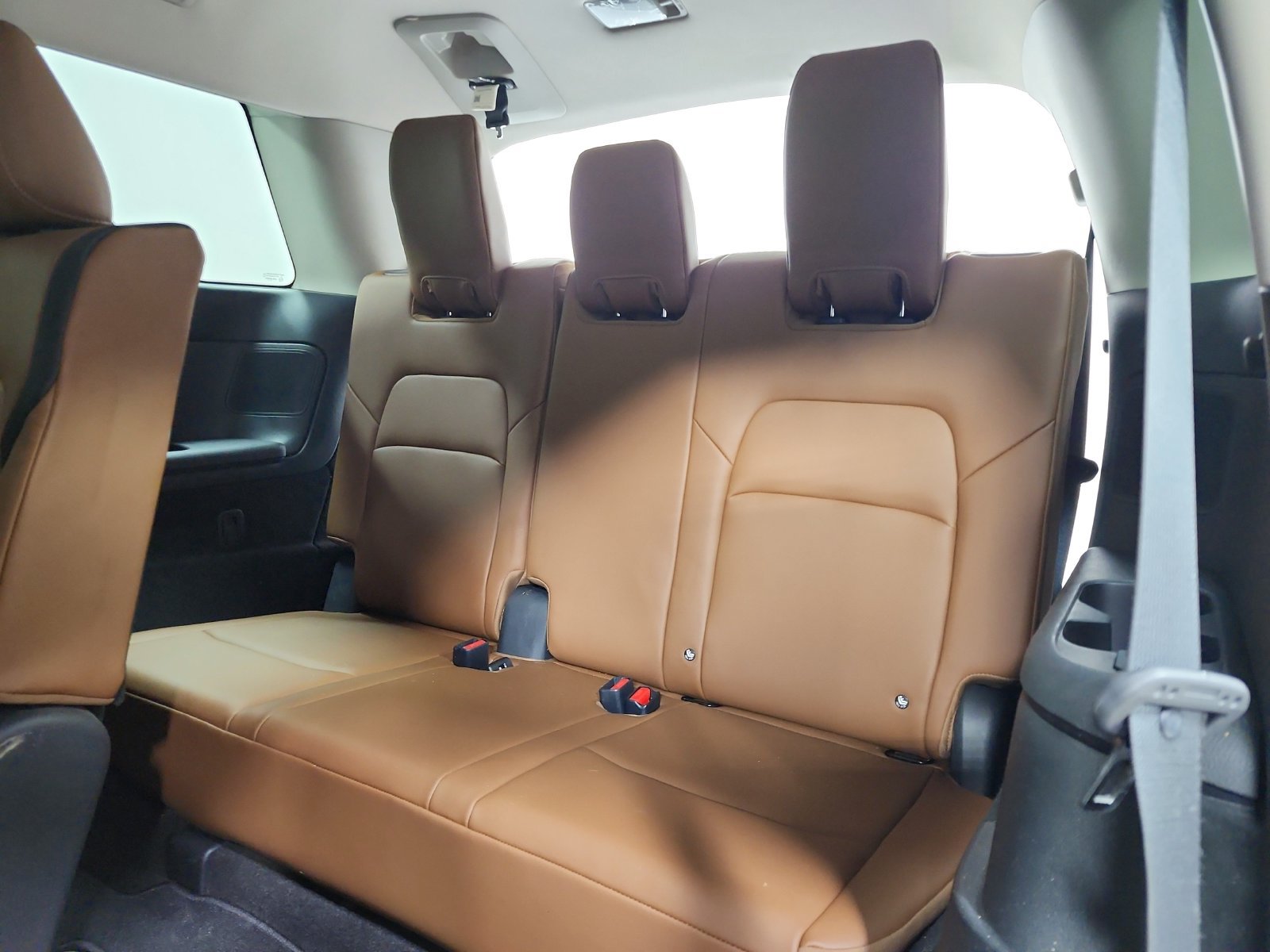 Used 2023 Nissan Pathfinder Platinum w/ Cargo Package AWD/4WD image 37