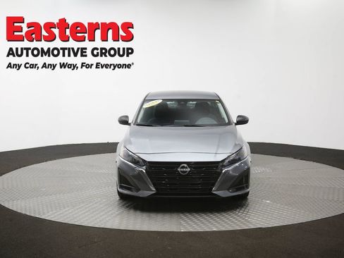 Used 2025 Nissan Altima 2.5 SV FWD image 52