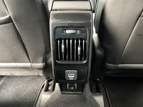 Used 2024 Jeep Compass Limited image 20