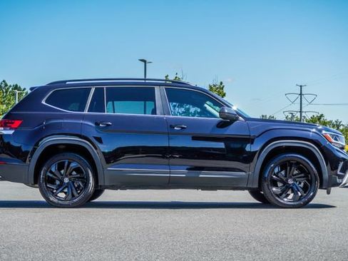 Used 2022 Volkswagen Atlas SE FWD image 5