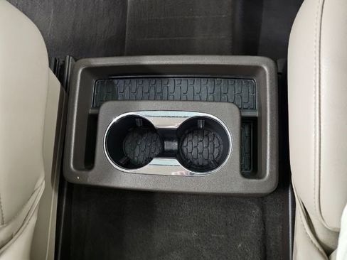 Used 2023 Lincoln Aviator AWD w/ Premium Package image 36