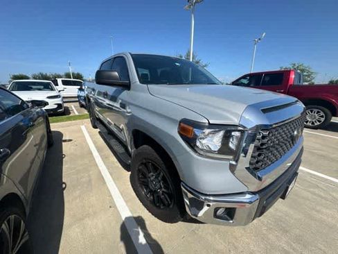 Used 2021 Toyota Tundra SR5 RWD image 2