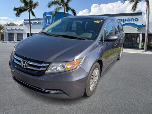 Used 2016 Honda Odyssey LX image 4