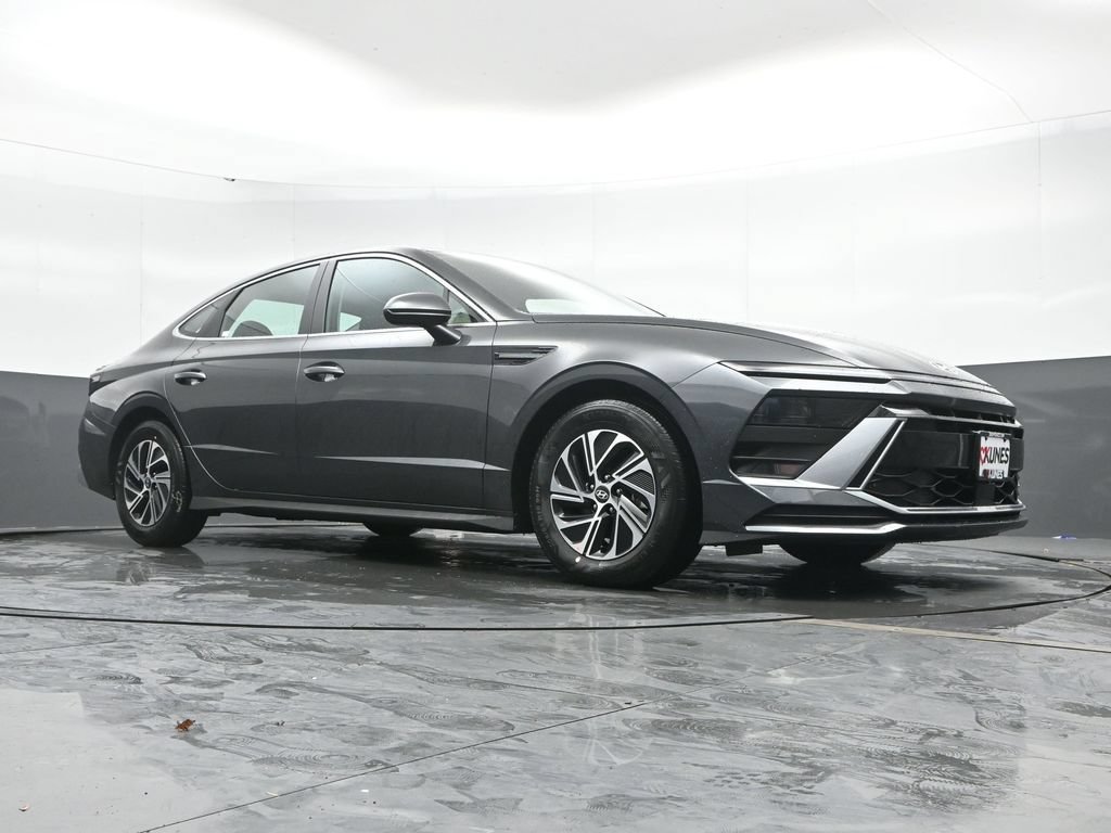 New 2026 Hyundai Sonata Blue FWD image 43