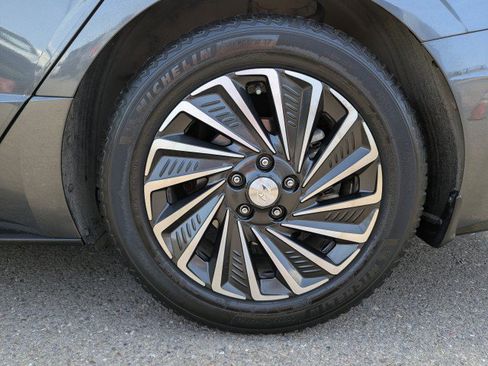 Used 2022 Hyundai Sonata Limited FWD image 28