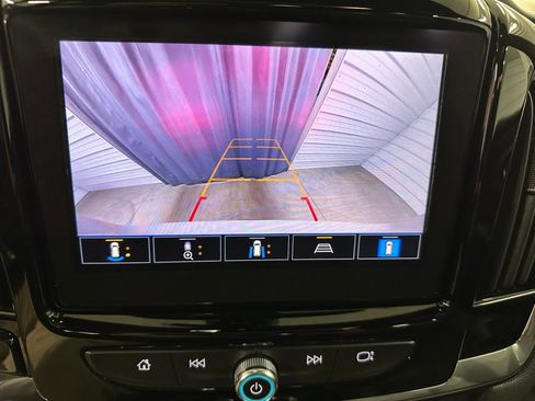 Certified 2023 Chevrolet Traverse LT w/ LT Premium Package image 16