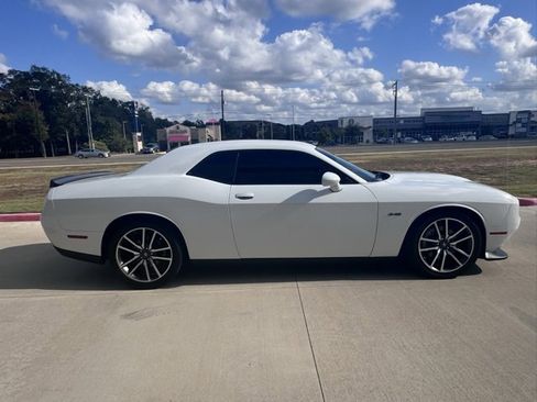 Used 2023 Dodge Challenger R/T w/ Cold Weather Group image 5