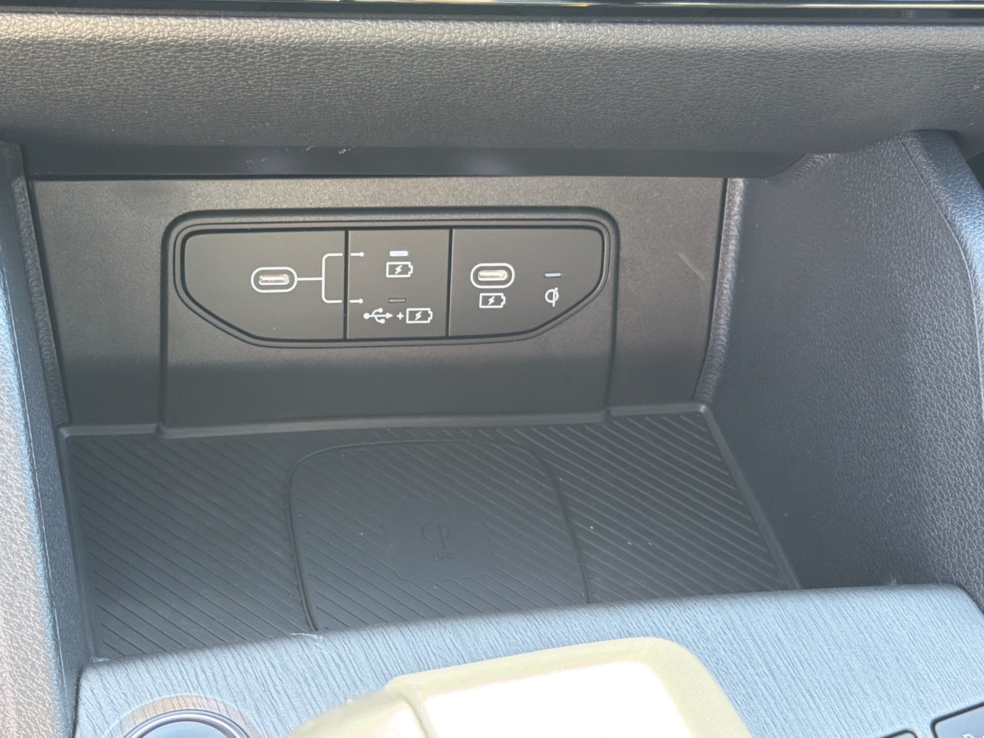 Certified 2026 Kia Sportage X-Pro Prestige AWD/4WD image 35